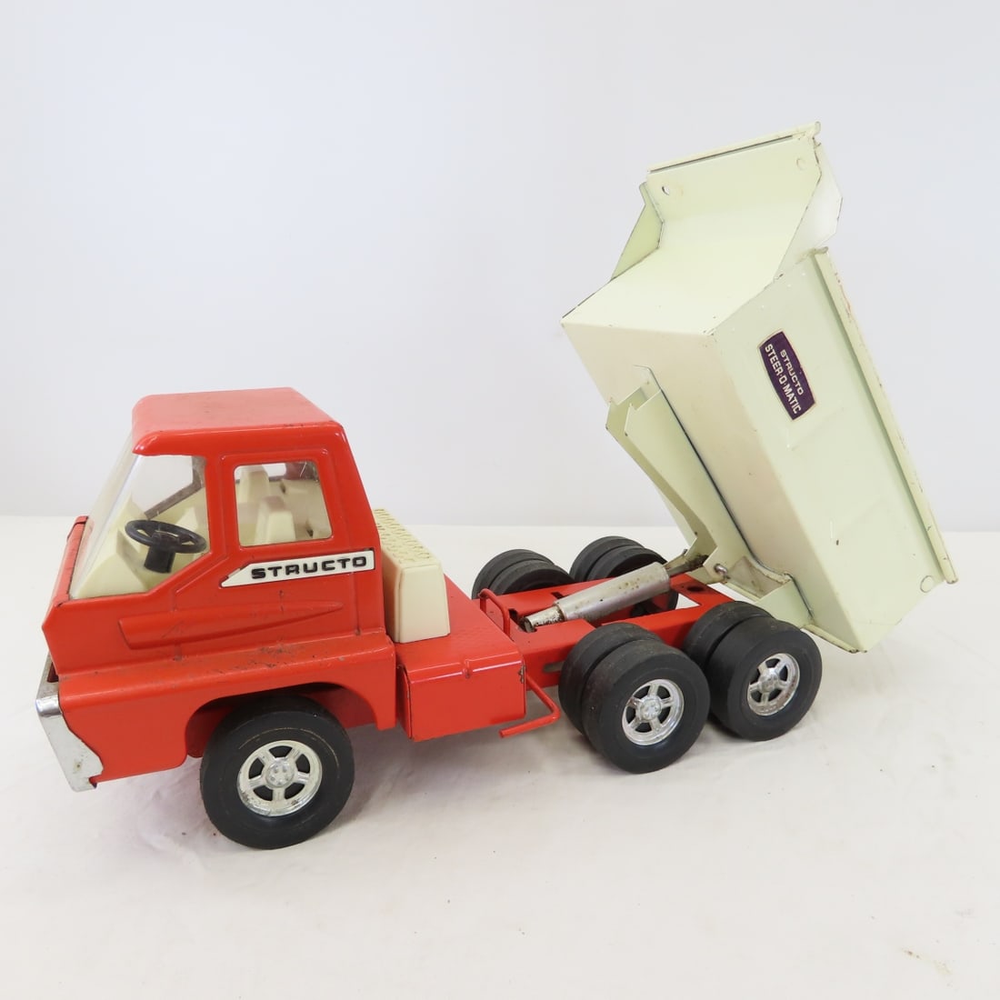Original Structo Steer-o-matic Turbine Dump Truck - 16