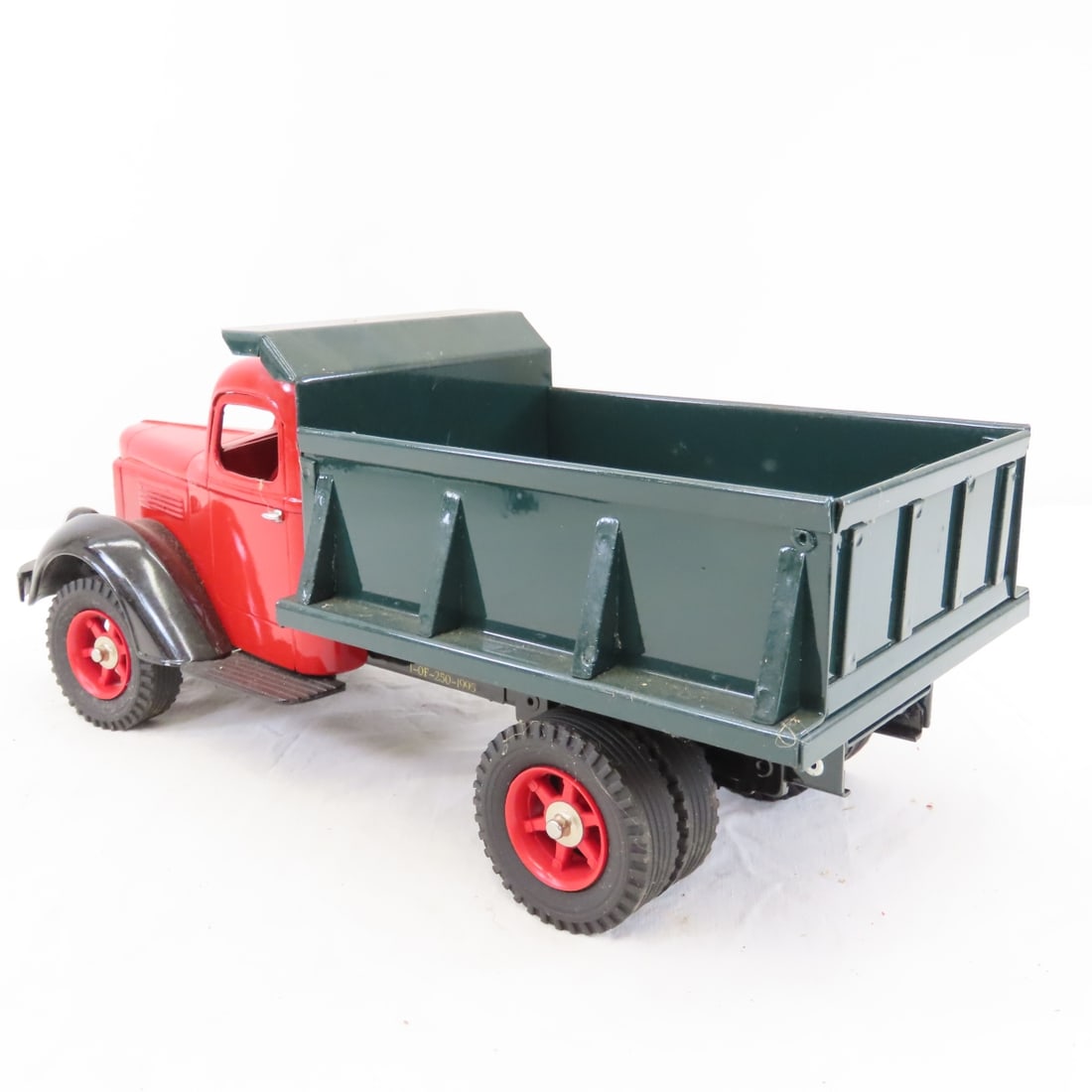Brunswick Toys International Dump Truck 1995 LE - 3