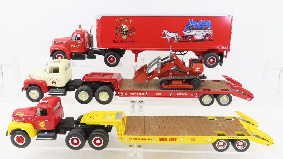 3 First Gear Semi Trucks & Trailers (1 of 20)