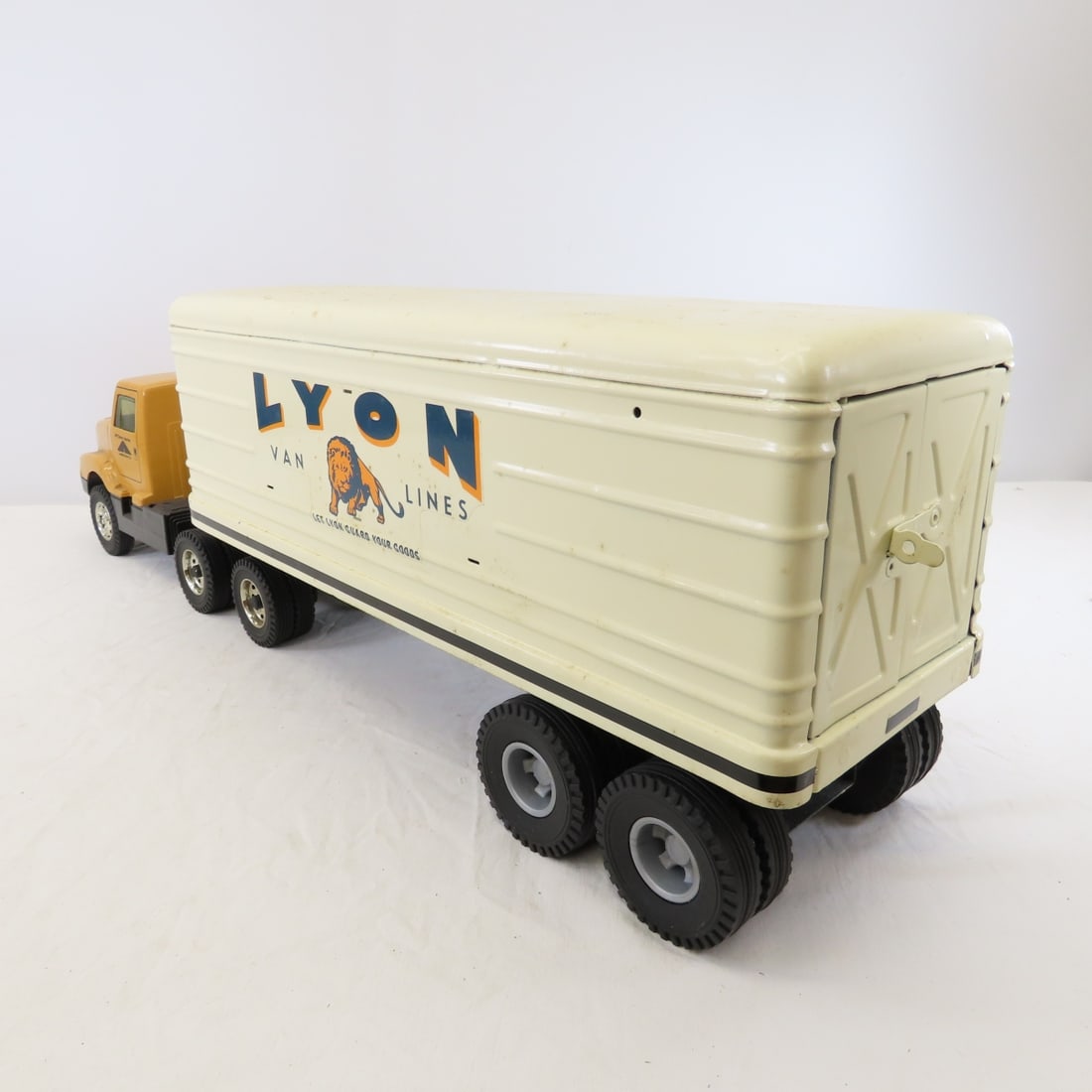 MARX Custom Painted Lyon Van Lines Trailer & ERTL - 3