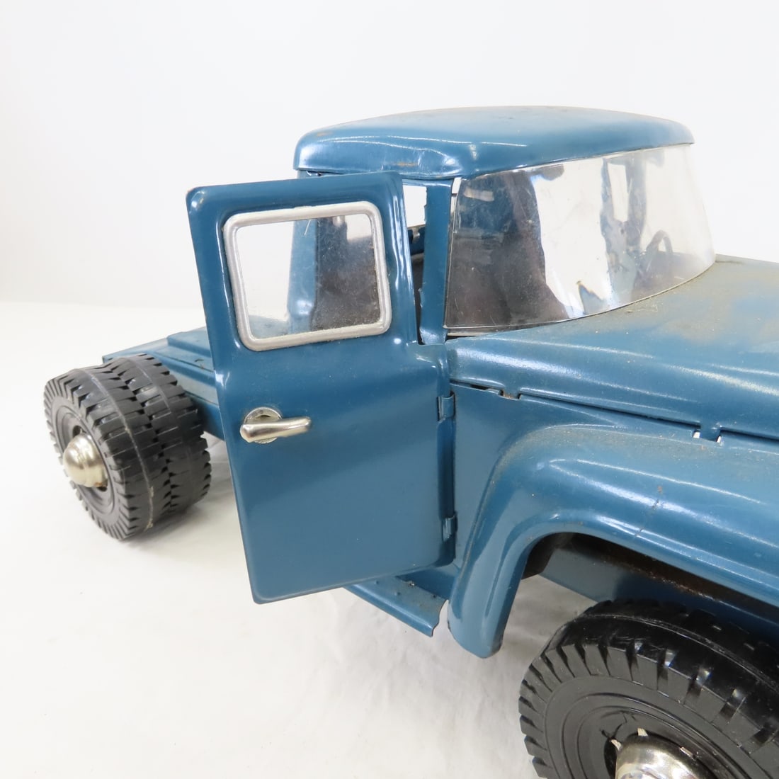 Vintage Soviet Era ZIL Truck & Trailer - 16