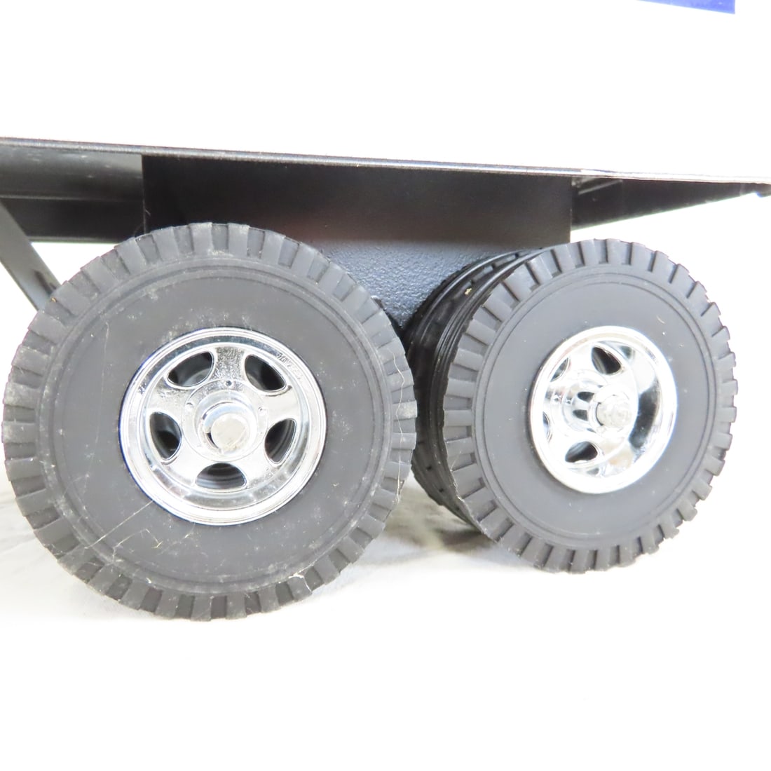 MARX Custom Painted Con-Way Freight Trailer - 18
