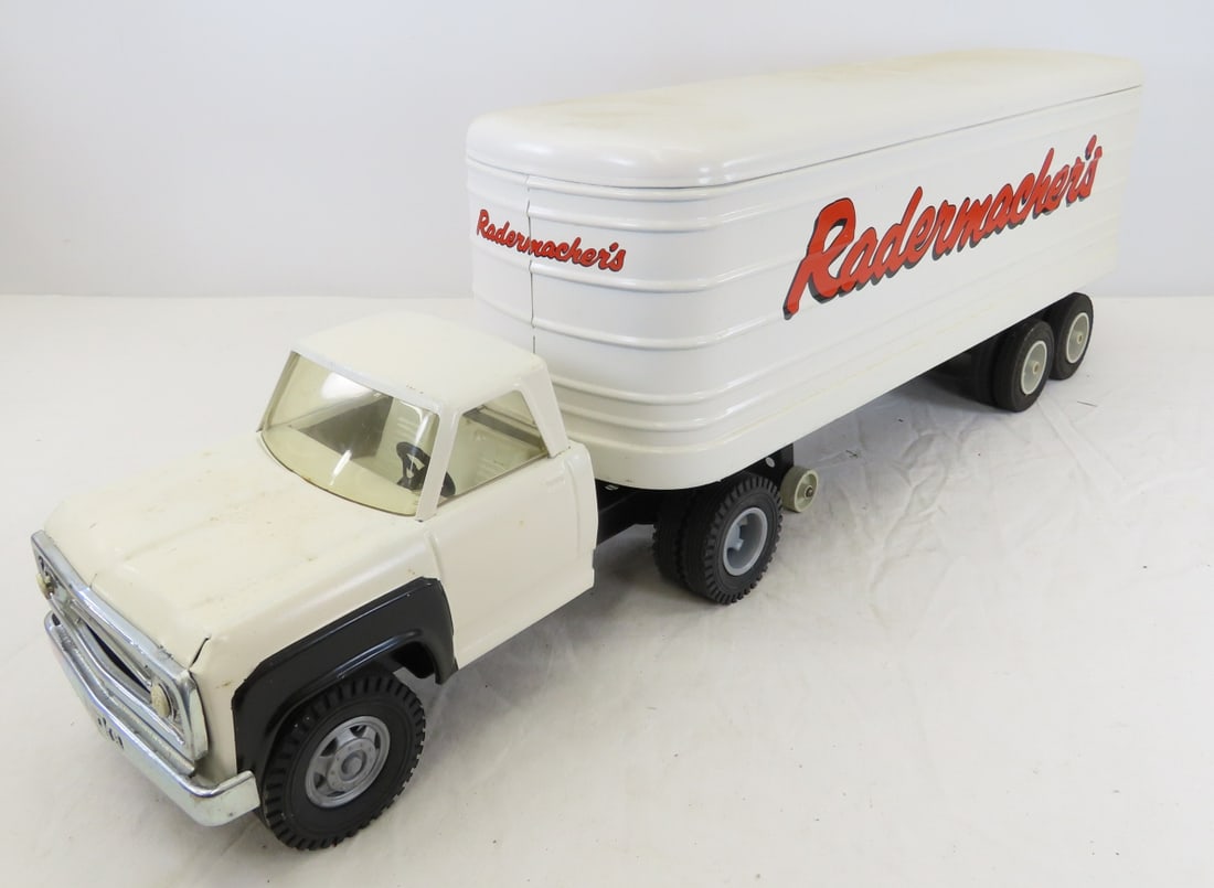 MARX Custom Painted Radermacher's Trailer (1 of 20)