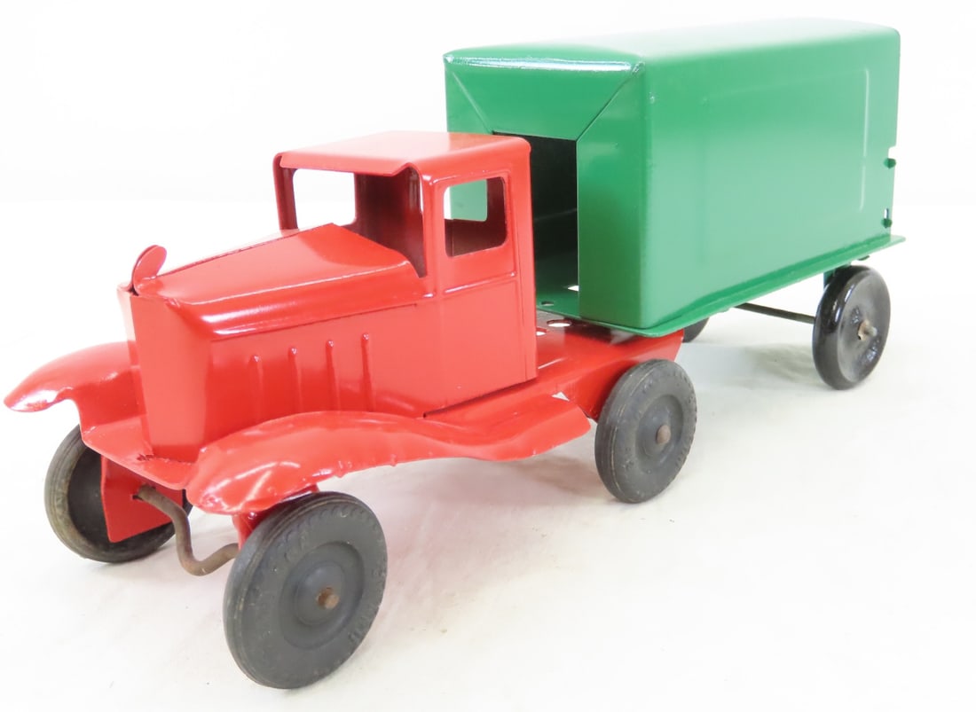 Girard Pressed Steel truck with trailer - Restored: Girard Pressed Steel truck with trailer - Restored - LOT SIZE 12x6x5" 3 LB All information and photos are intended to be as accurate as possible, but errors are possible. No item may be returned or re