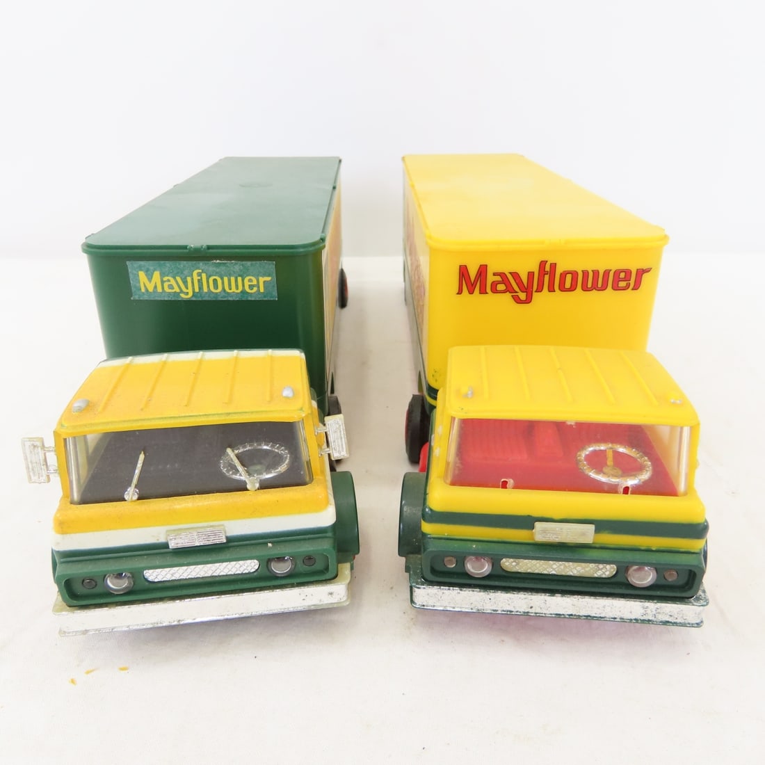 MARX Toys Mayflower Moving Semi Trucks - 20