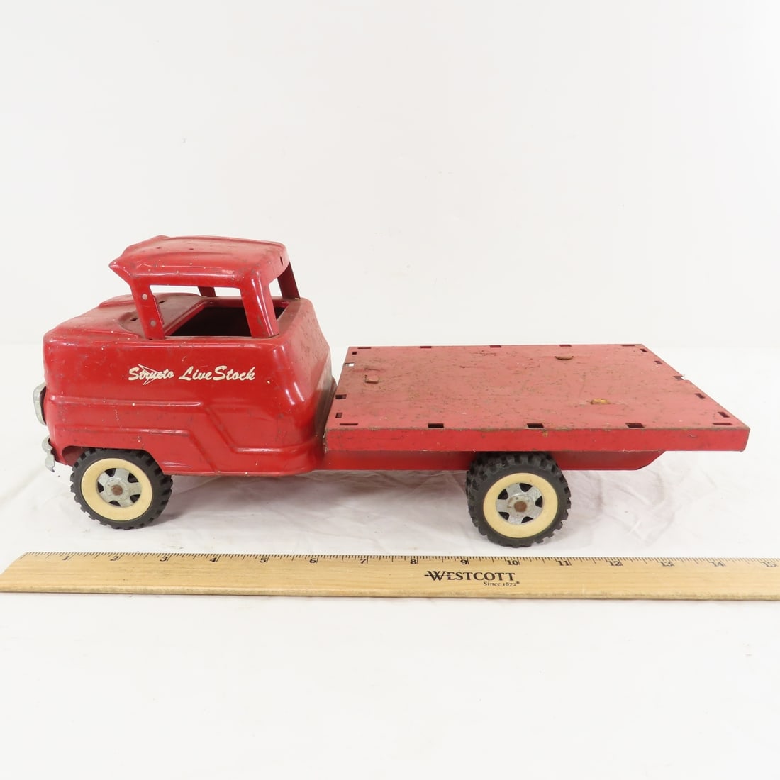 Structo & 2 Buddy L Trucks & ERTL Cattle Trailer - 18