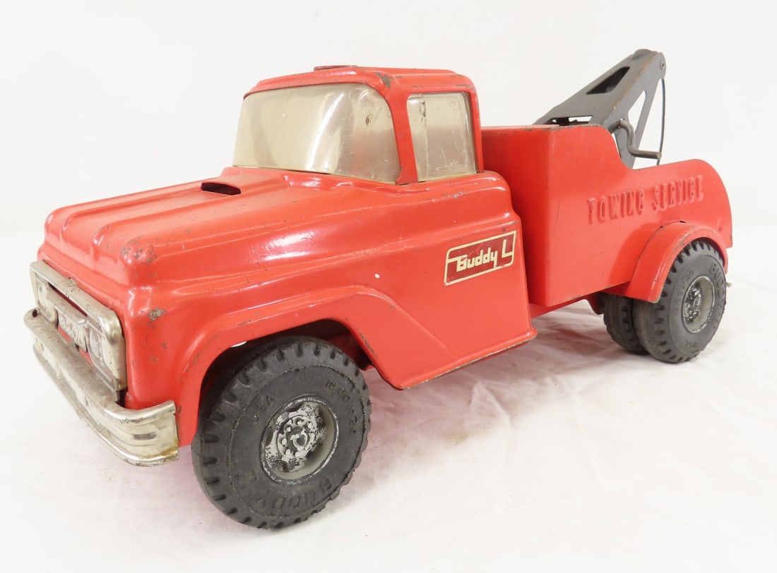 Original Buddy L Towing Service Truck (1 of 15)