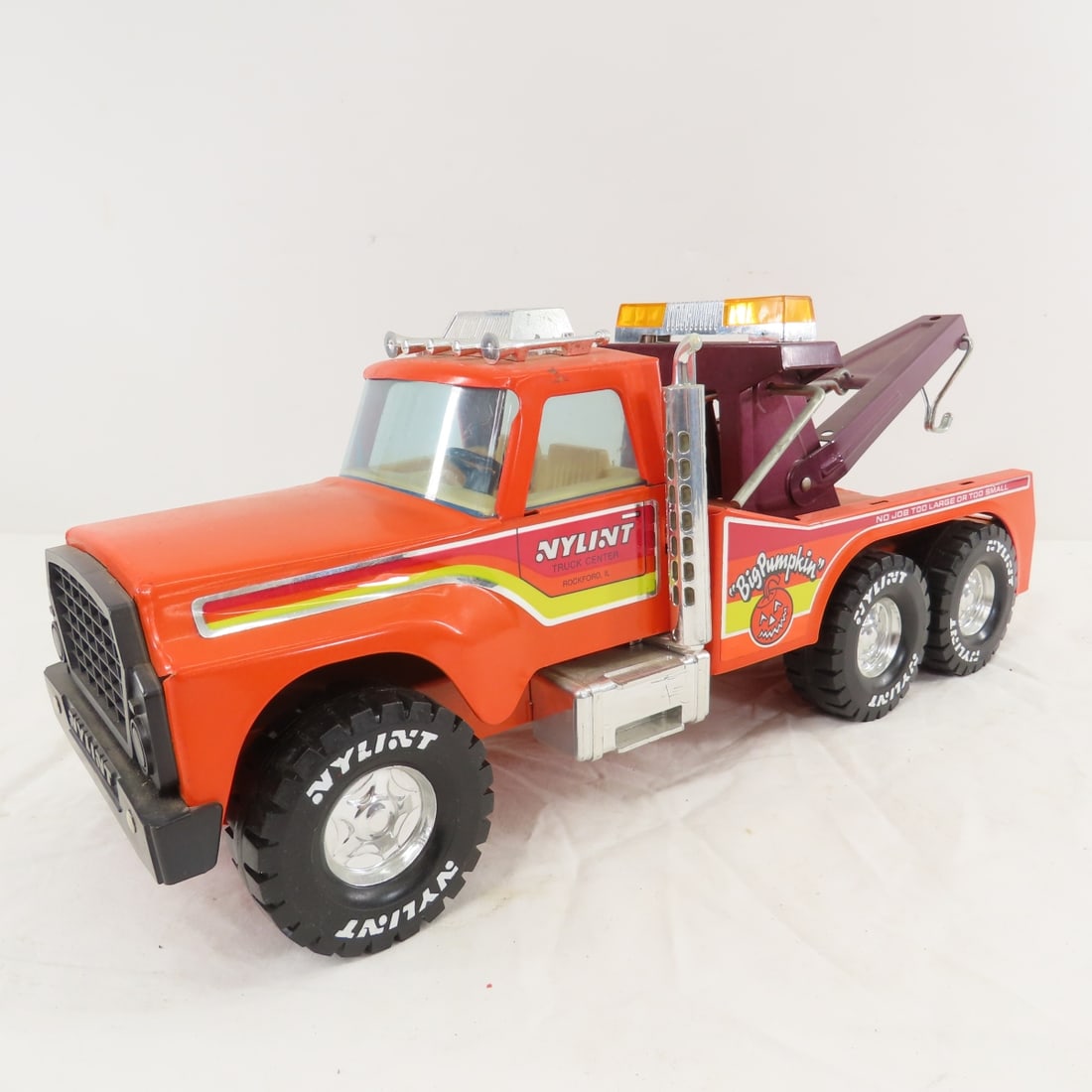 3 Original Nylint Metal & Plastic Tow Trucks - 2