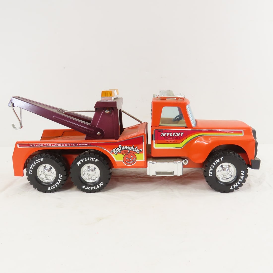 3 Original Nylint Metal & Plastic Tow Trucks - 7
