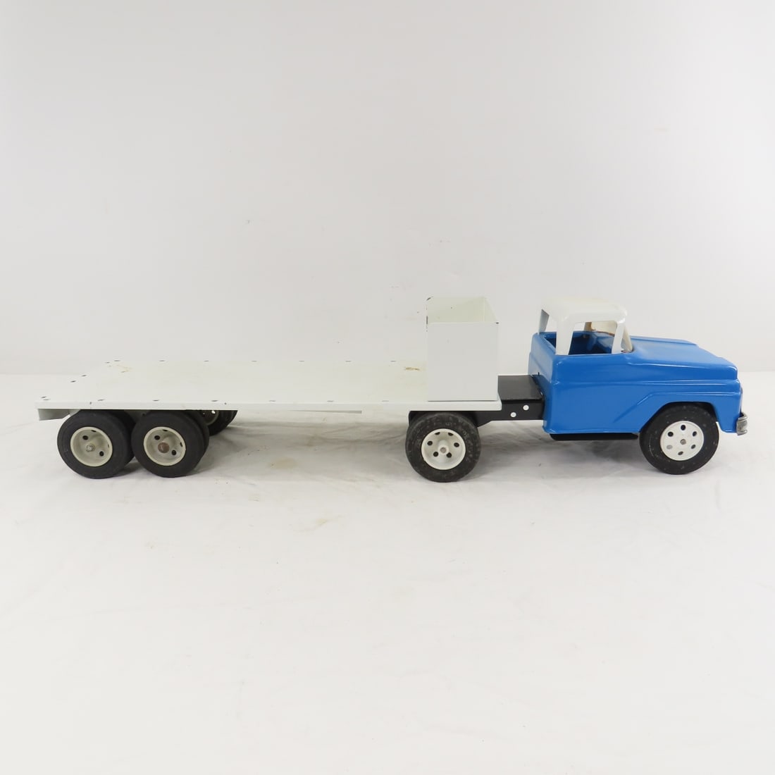 Restored Tonka Truck with Scratch Built Flat Bed - 6