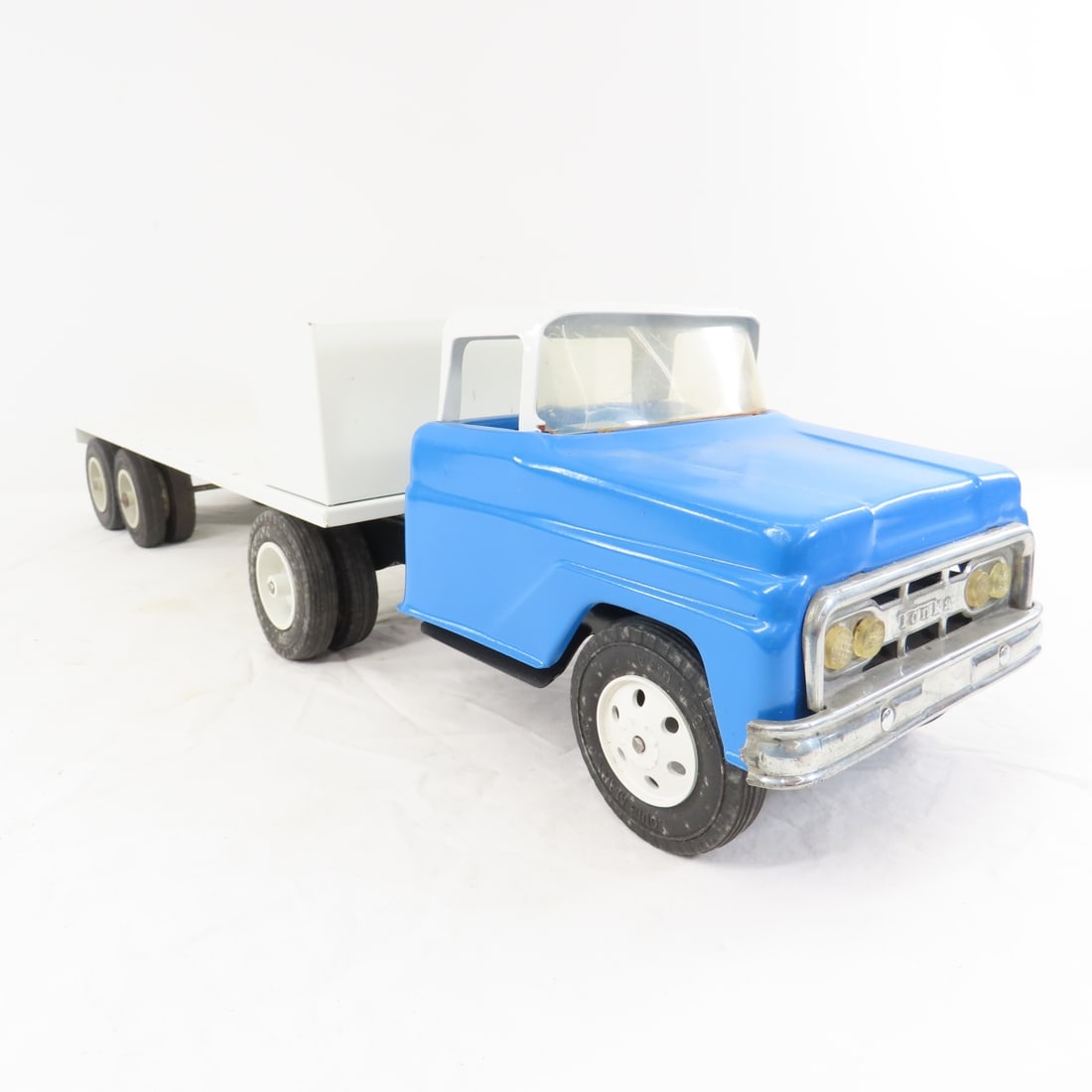 Restored Tonka Truck with Scratch Built Flat Bed - 7