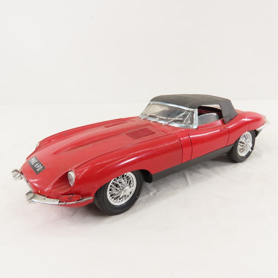 Jaguar, 2 Ferrari & 2 Dodge Truck Diecast - 7