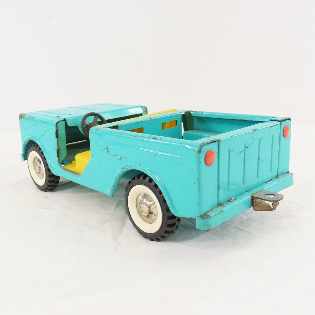 2 Original Structo Scout Jeep & Corvair Pick-up - 15