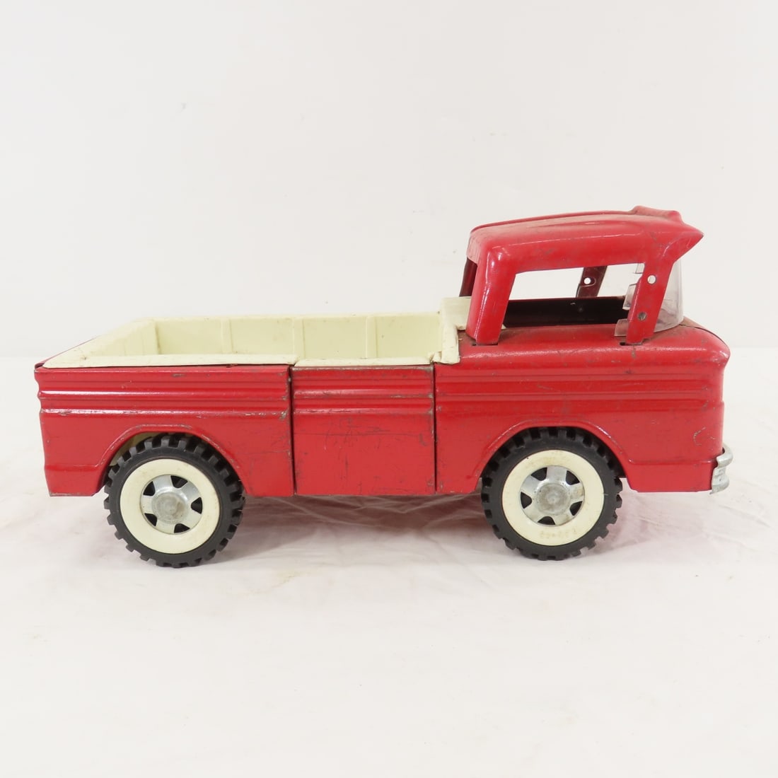 2 Original Structo Scout Jeep & Corvair Pick-up - 7