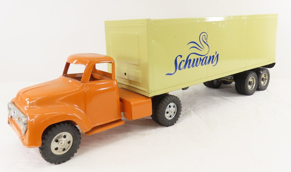 Repainted Tonka Truck & Custom Schwan's Trailer: Repainted Tonka Truck & Custom Schwan's Trailer - pressed steel, Nylint trailer, LOT SIZE: 18x14x6", 9 LBS All information and photos are intended to be as accurate as possible, but errors are possibl