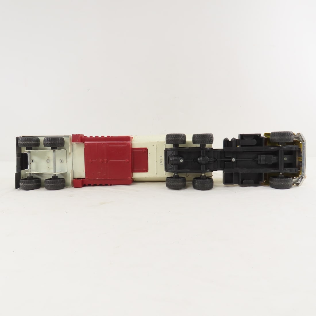Original ERTL Shell Oil Truck & Tanker - 10