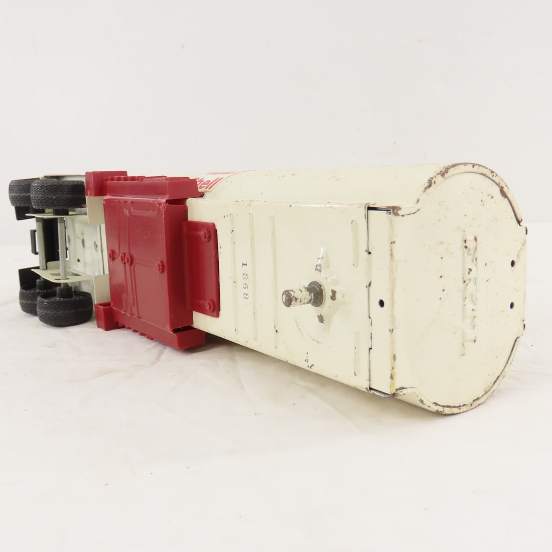 Original ERTL Shell Oil Truck & Tanker - 17