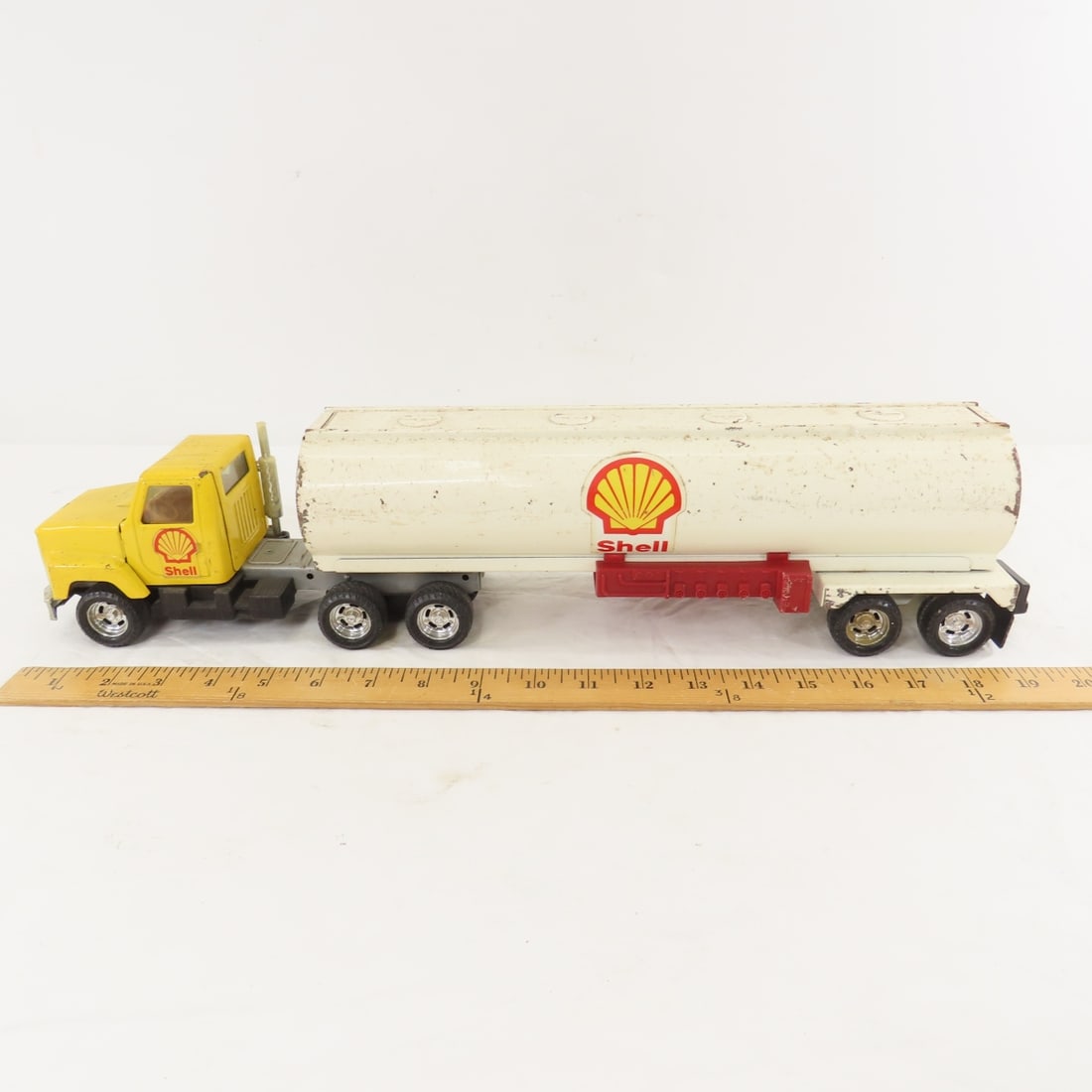 Original ERTL Shell Oil Truck & Tanker - 2