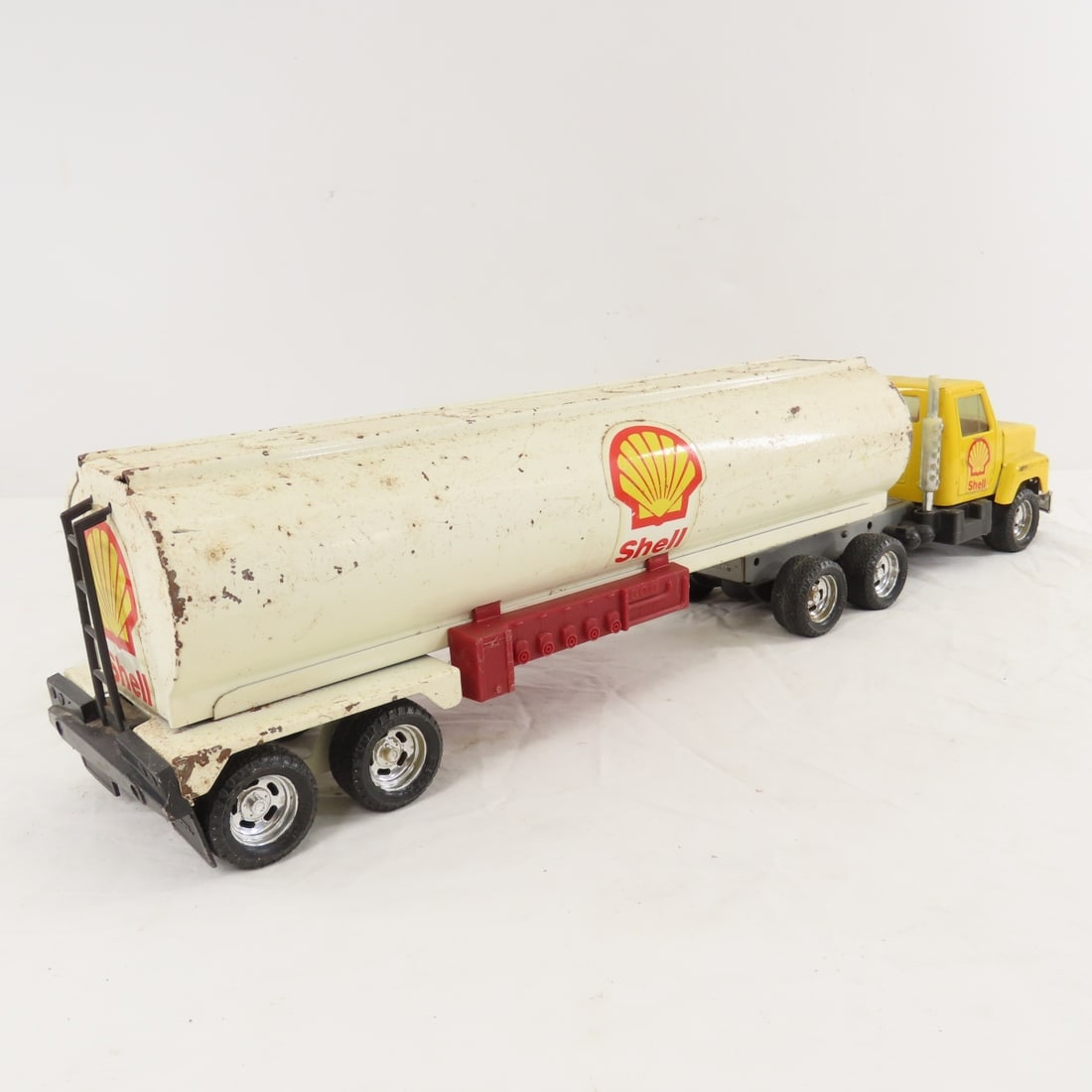 Original ERTL Shell Oil Truck & Tanker - 5