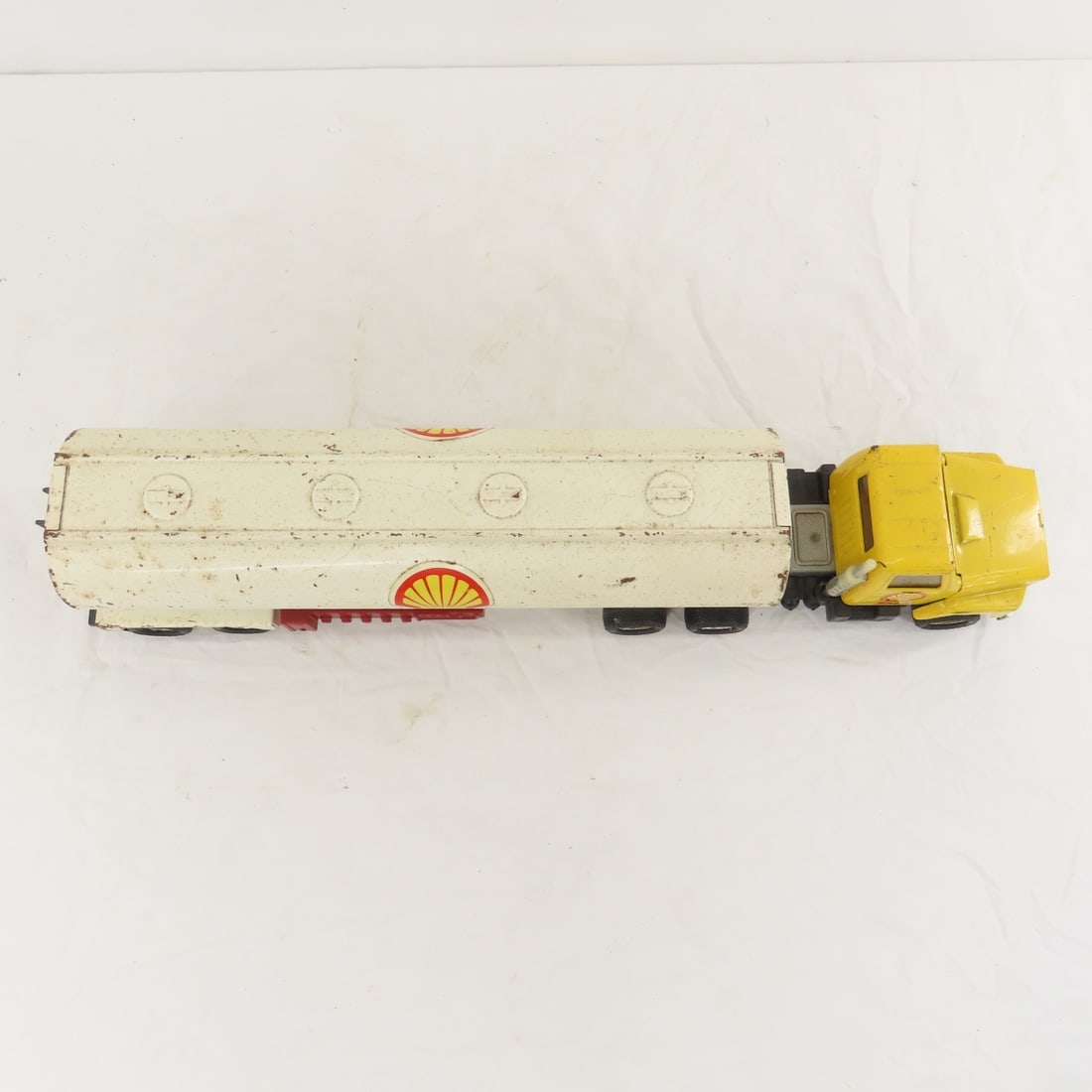 Original ERTL Shell Oil Truck & Tanker - 9