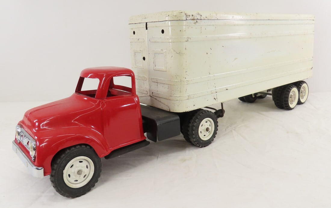 Repaint Wyandotte Truck & Original Structo Trailer (1 of 15)