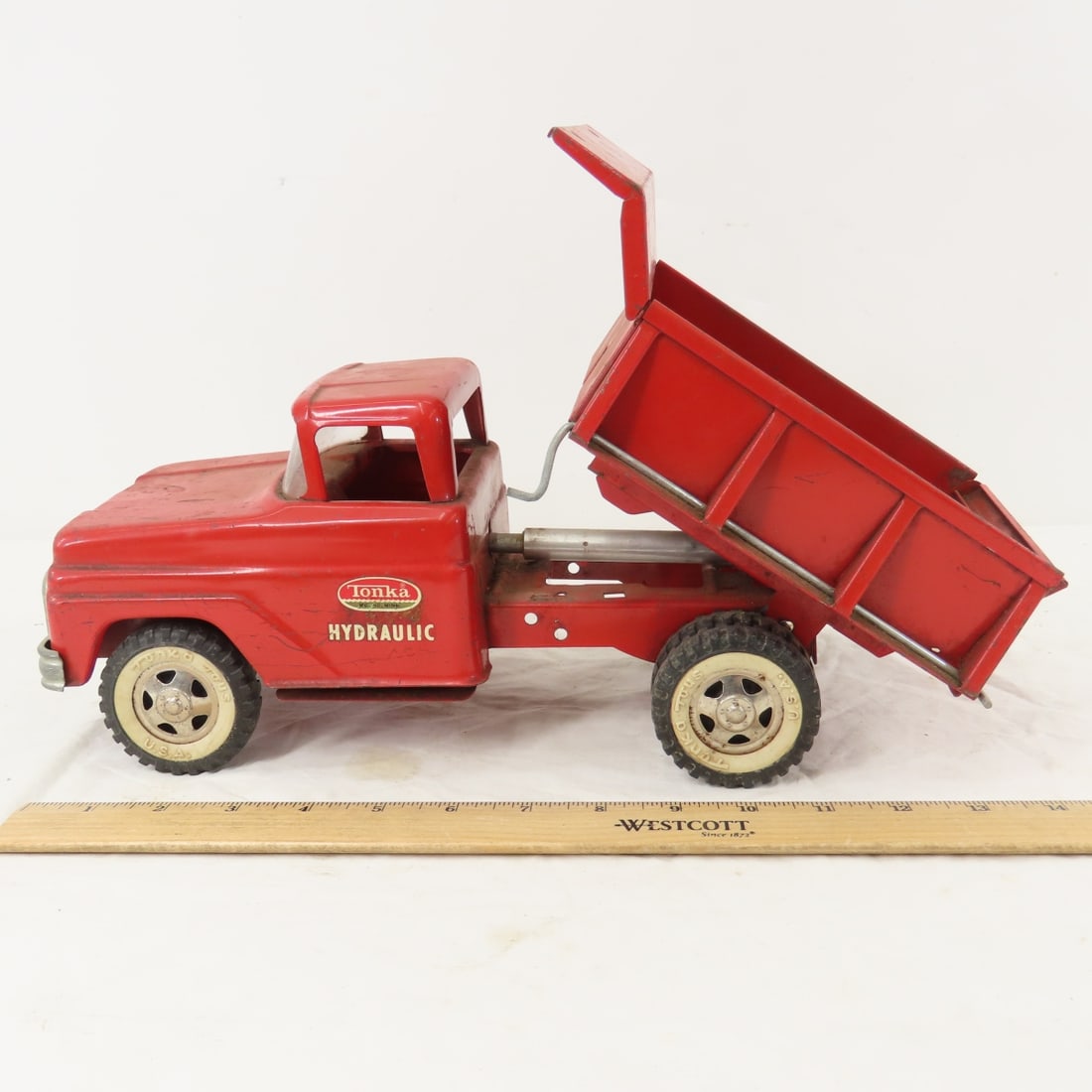 Original Tonka Mound Minn Hydraulic Dump Truck - 2