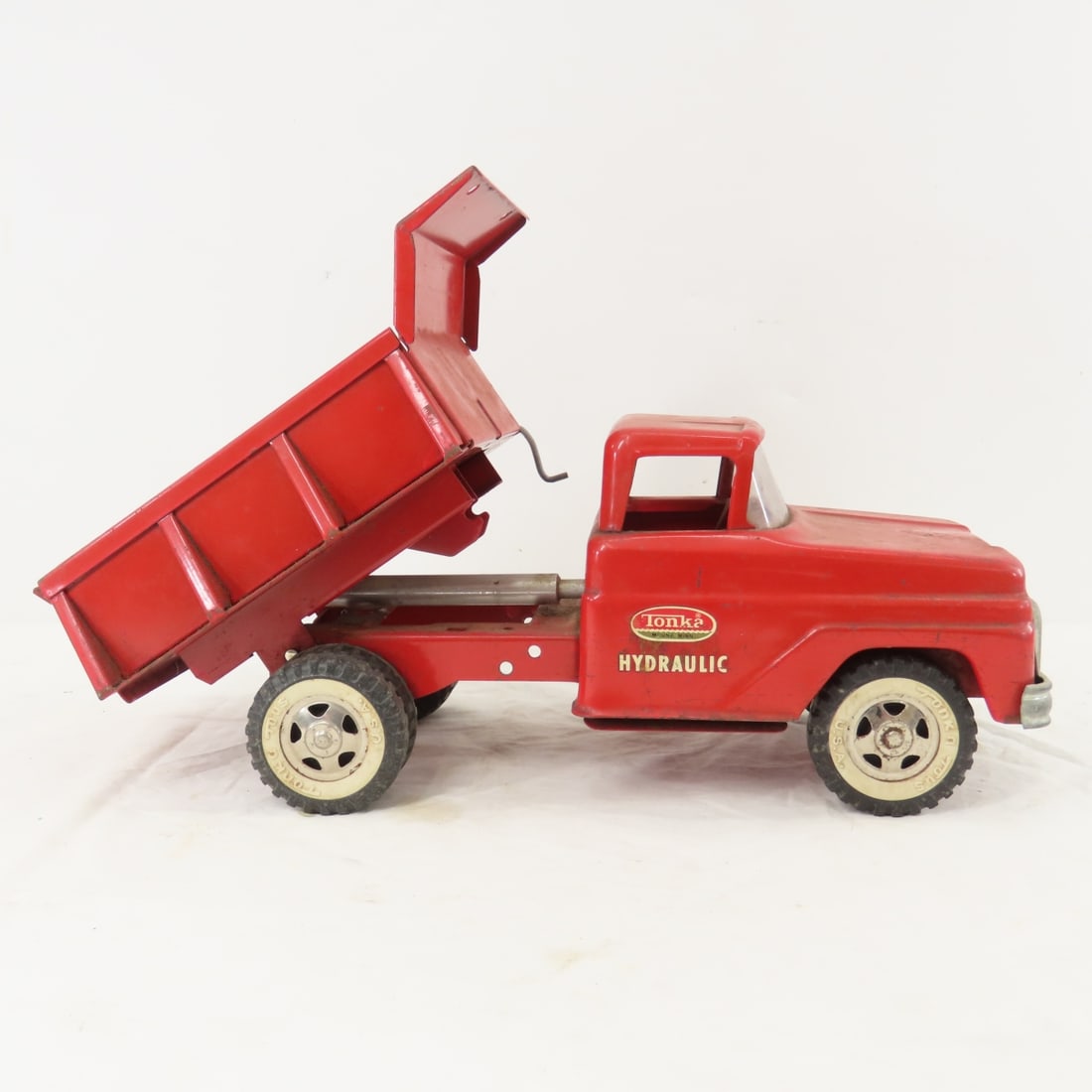 Original Tonka Mound Minn Hydraulic Dump Truck - 6