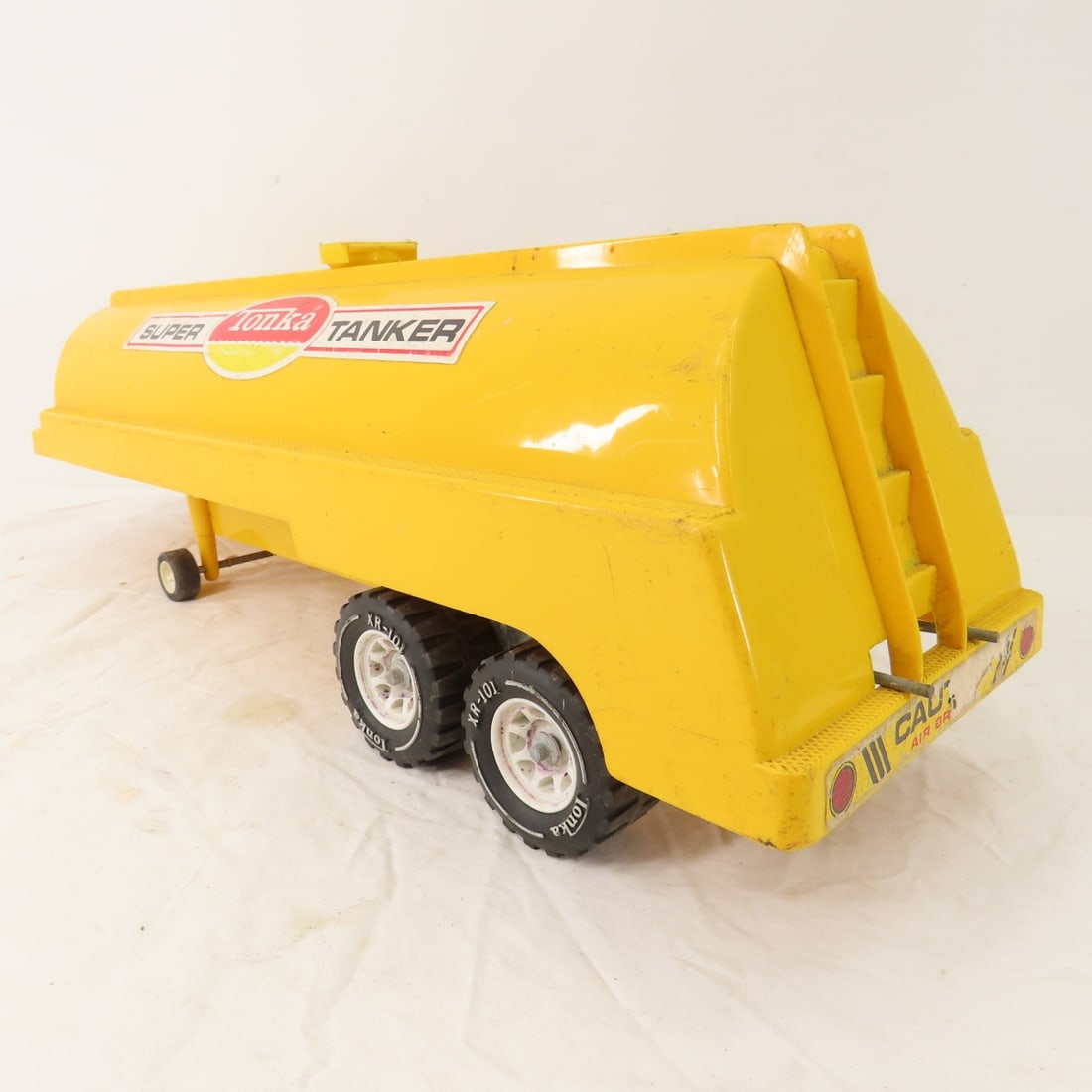 3 Original Tonka Plastic Super Tankers - 4