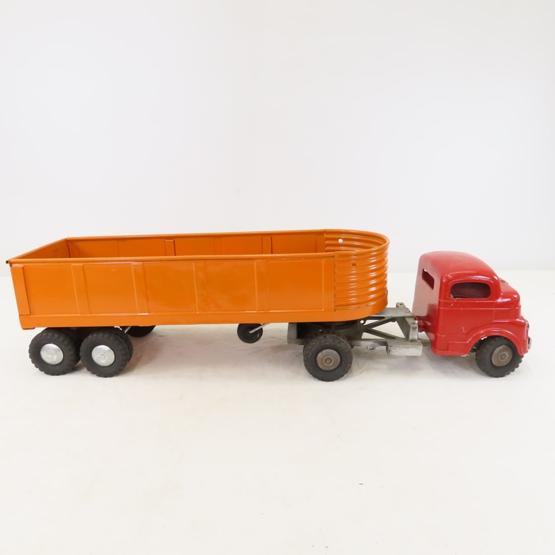 1960's Structo Pressed Steel Truck & Open Trailer - 6
