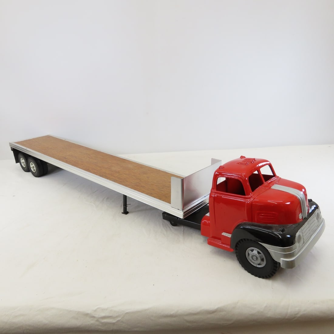 Restored MARX Tractor & Scratch Built Trailer - 7