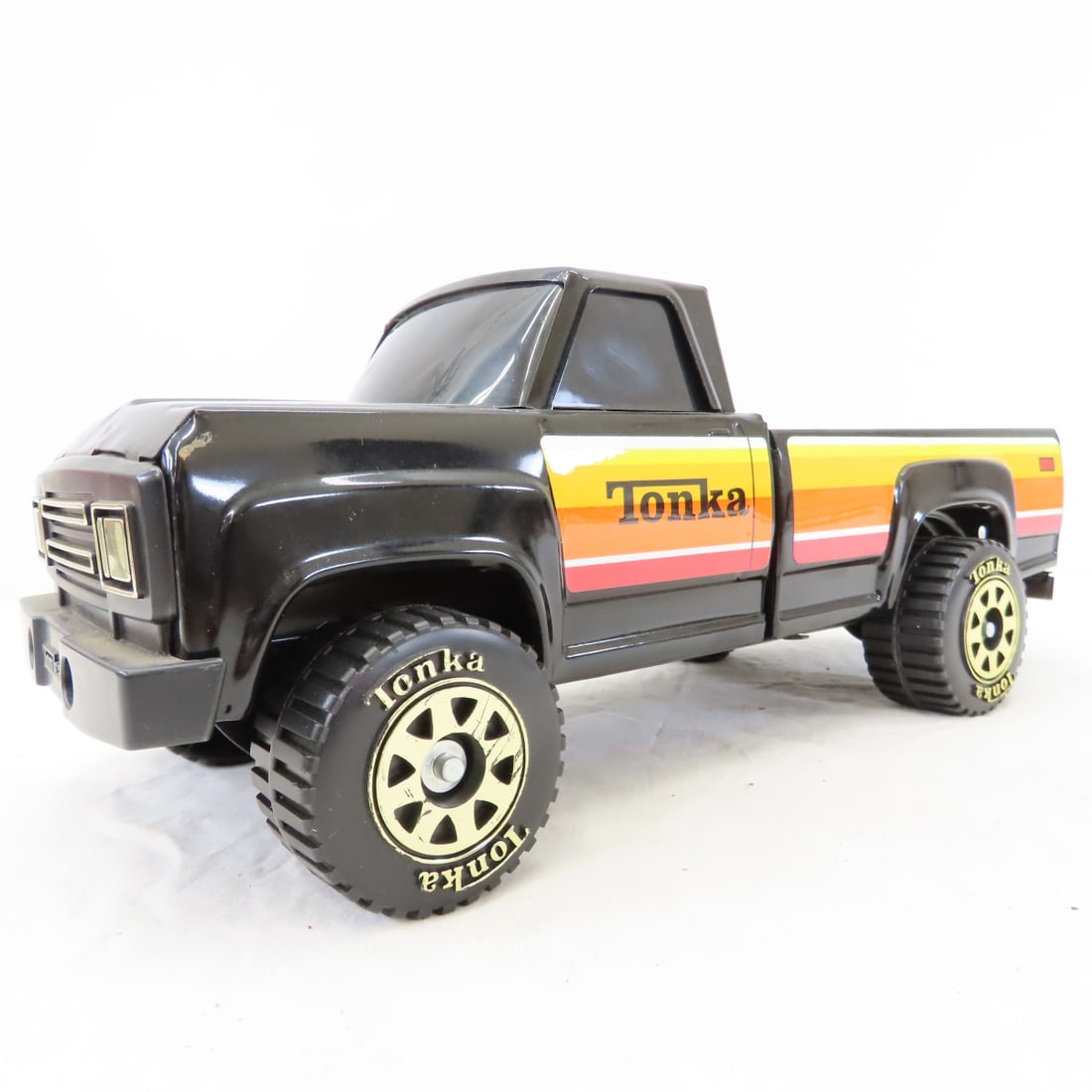 2 Original Pressed Steel Tonka Pickup Trucks - 2