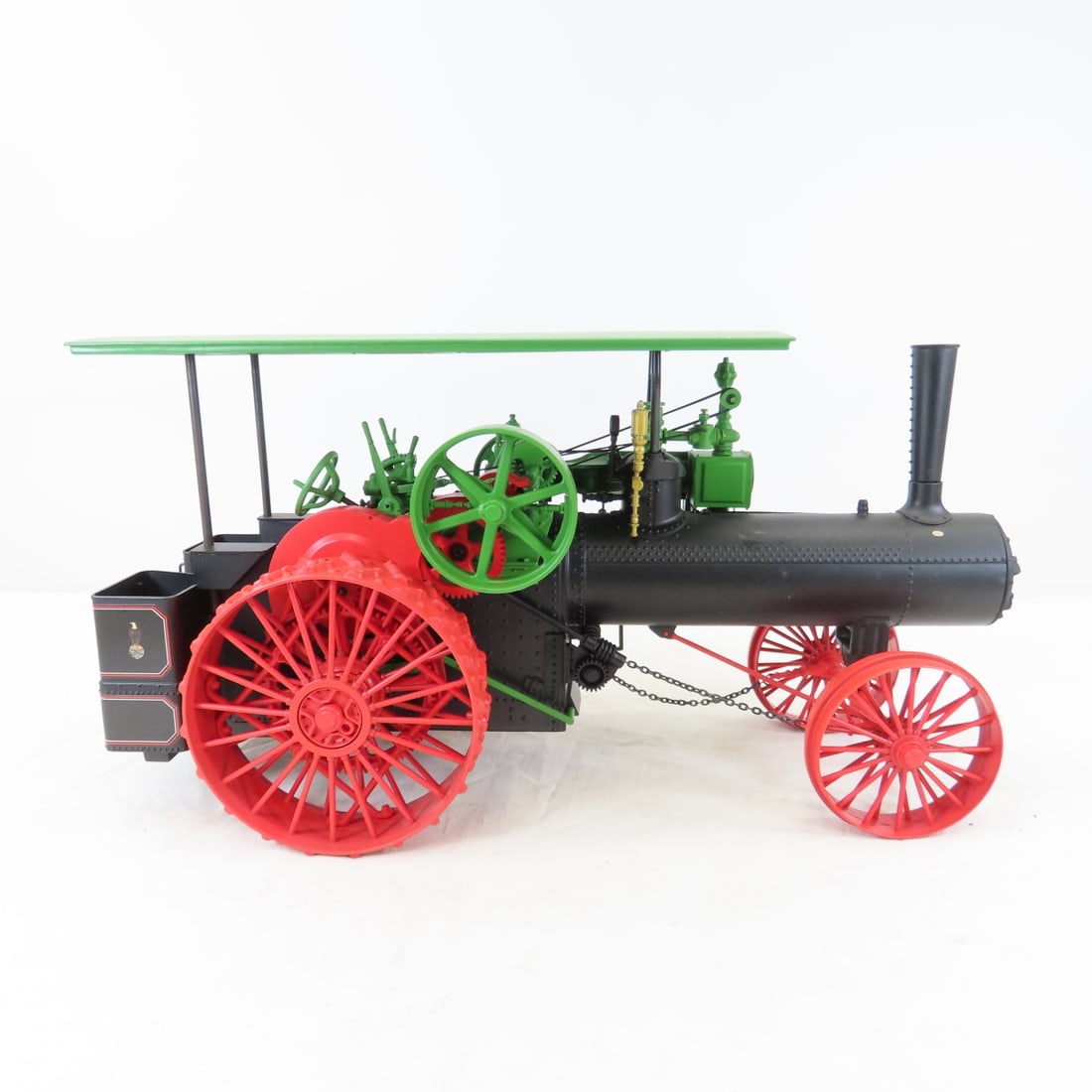 ERTL Farm Classics Millennium CASE Steam Engine - 7