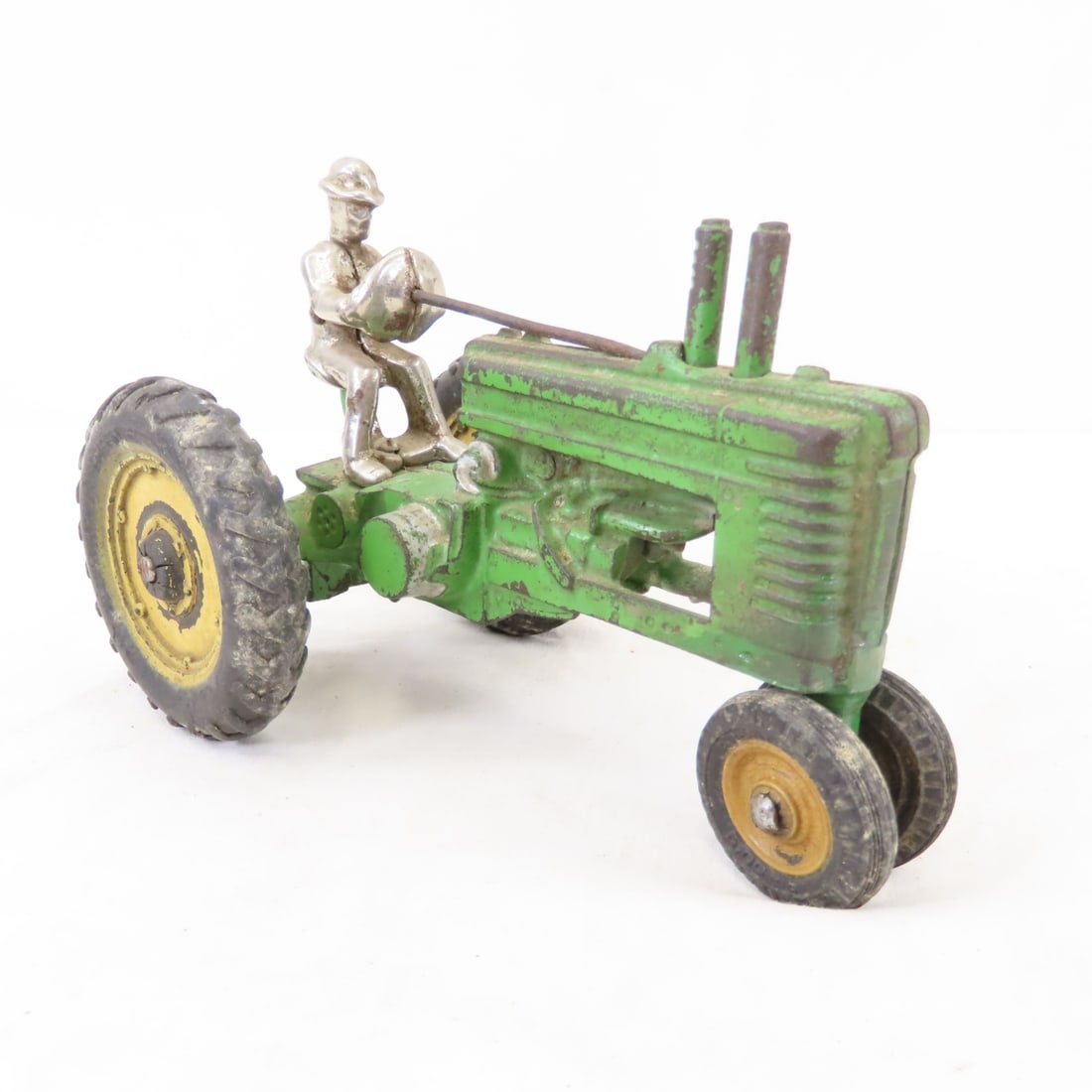 1940's Arcade Cast Iron John Deere Model A Tractor - 7