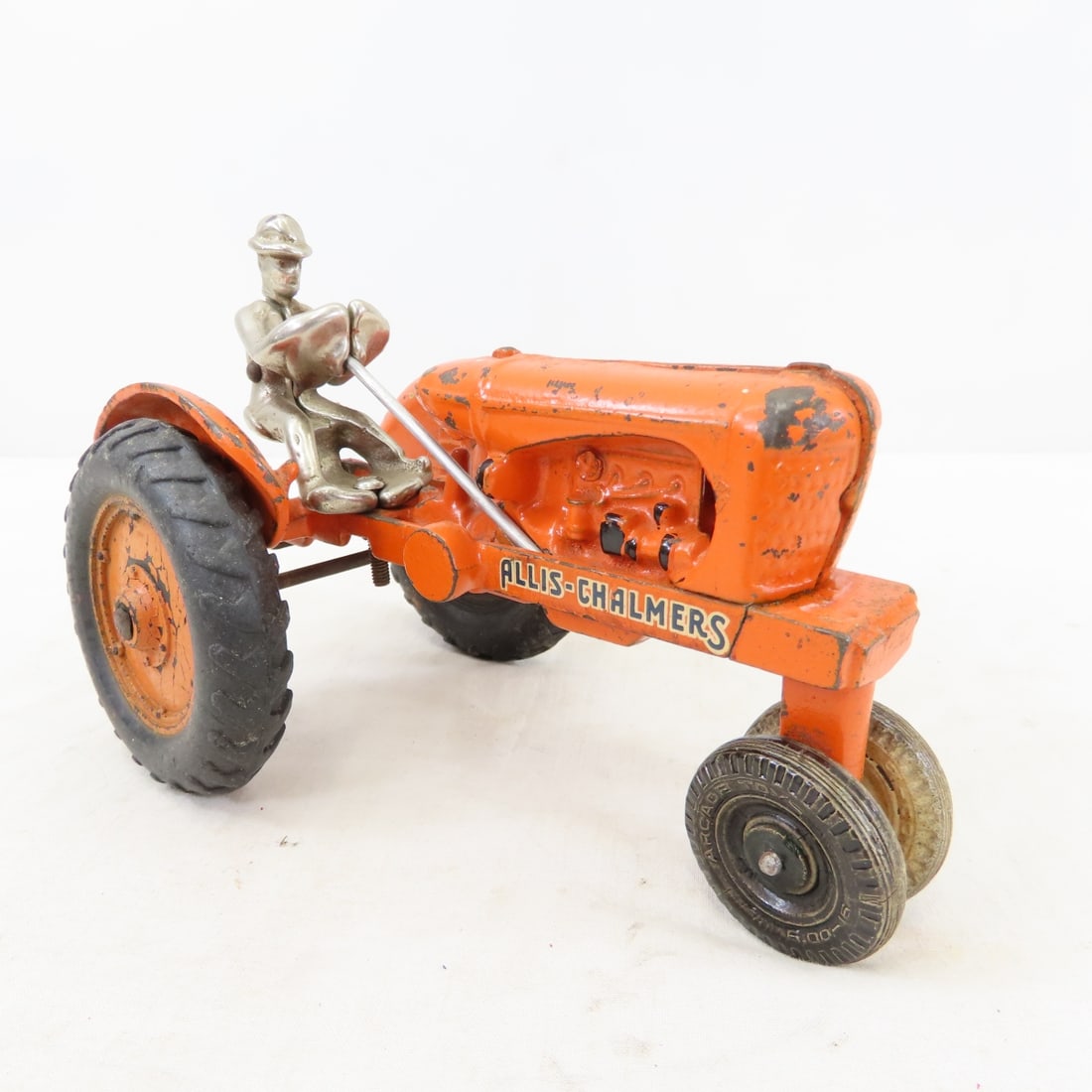1940 Arcade Allis-Chalmers WD Tractor with Driver - 7