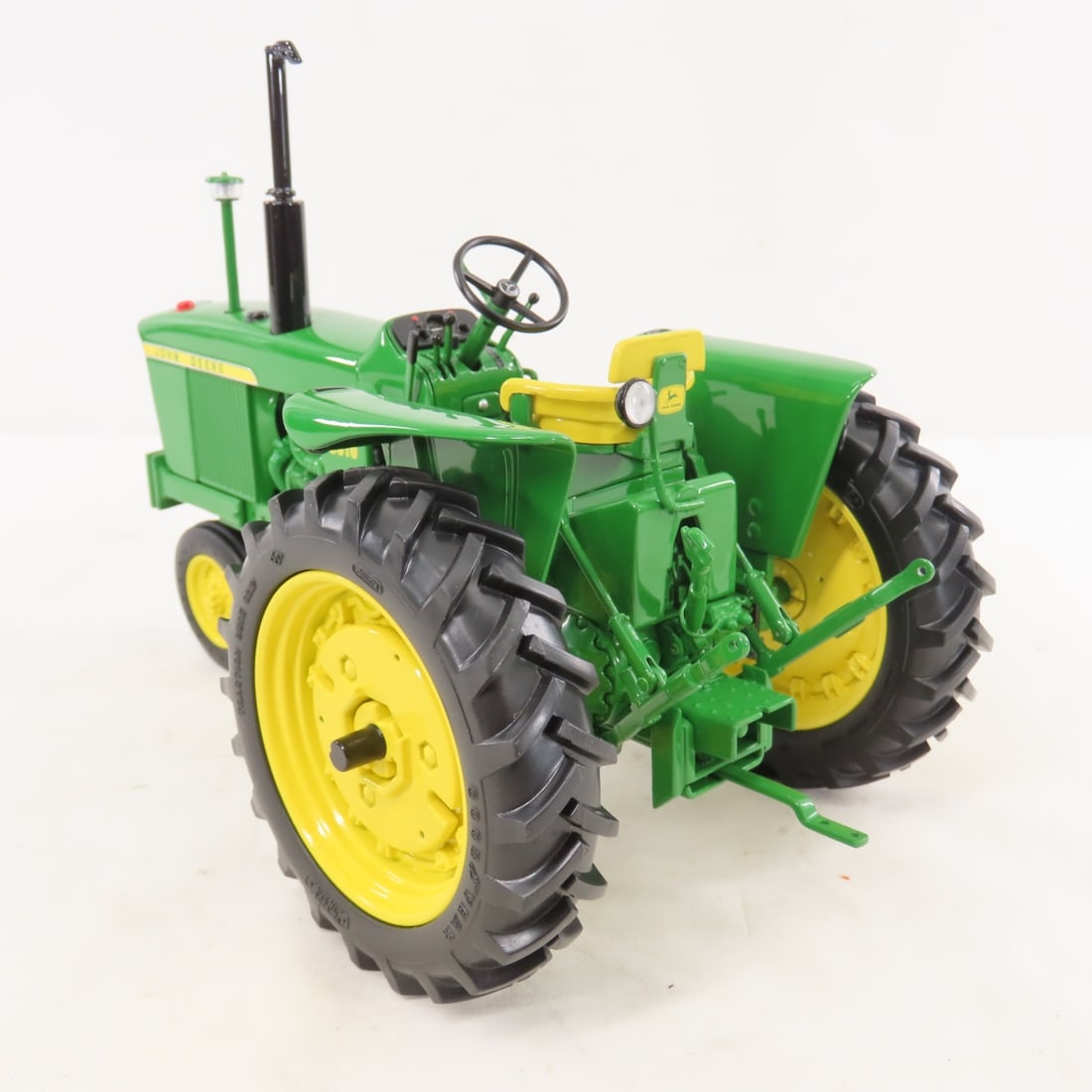 ERTL Precision Classics J Deere 3010 Tractor - 3