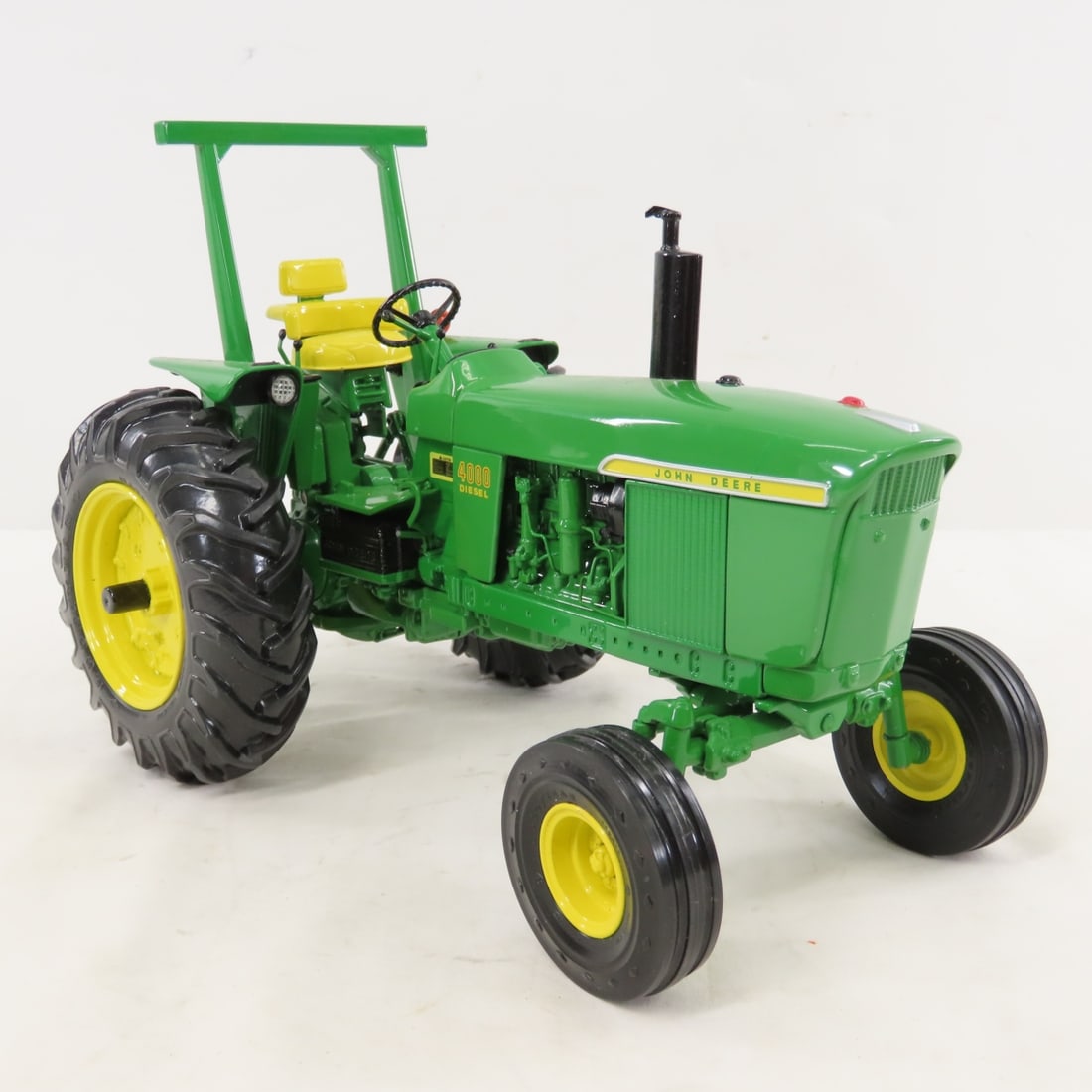 ERTL Precision Classics John Deere 4000 Tractor - 7