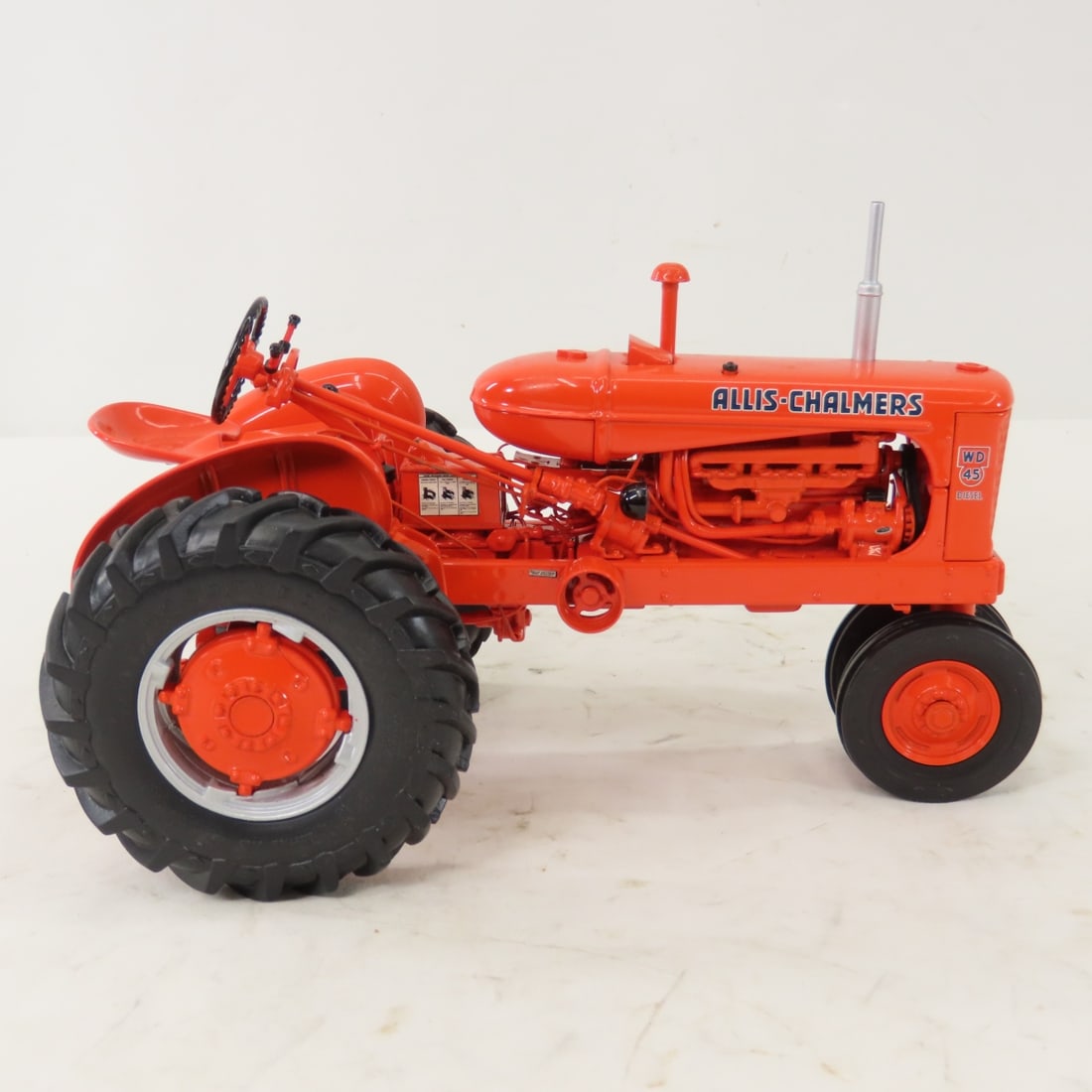 ERTL Precision Allis-Chalmers WD-45 Tractor - 6