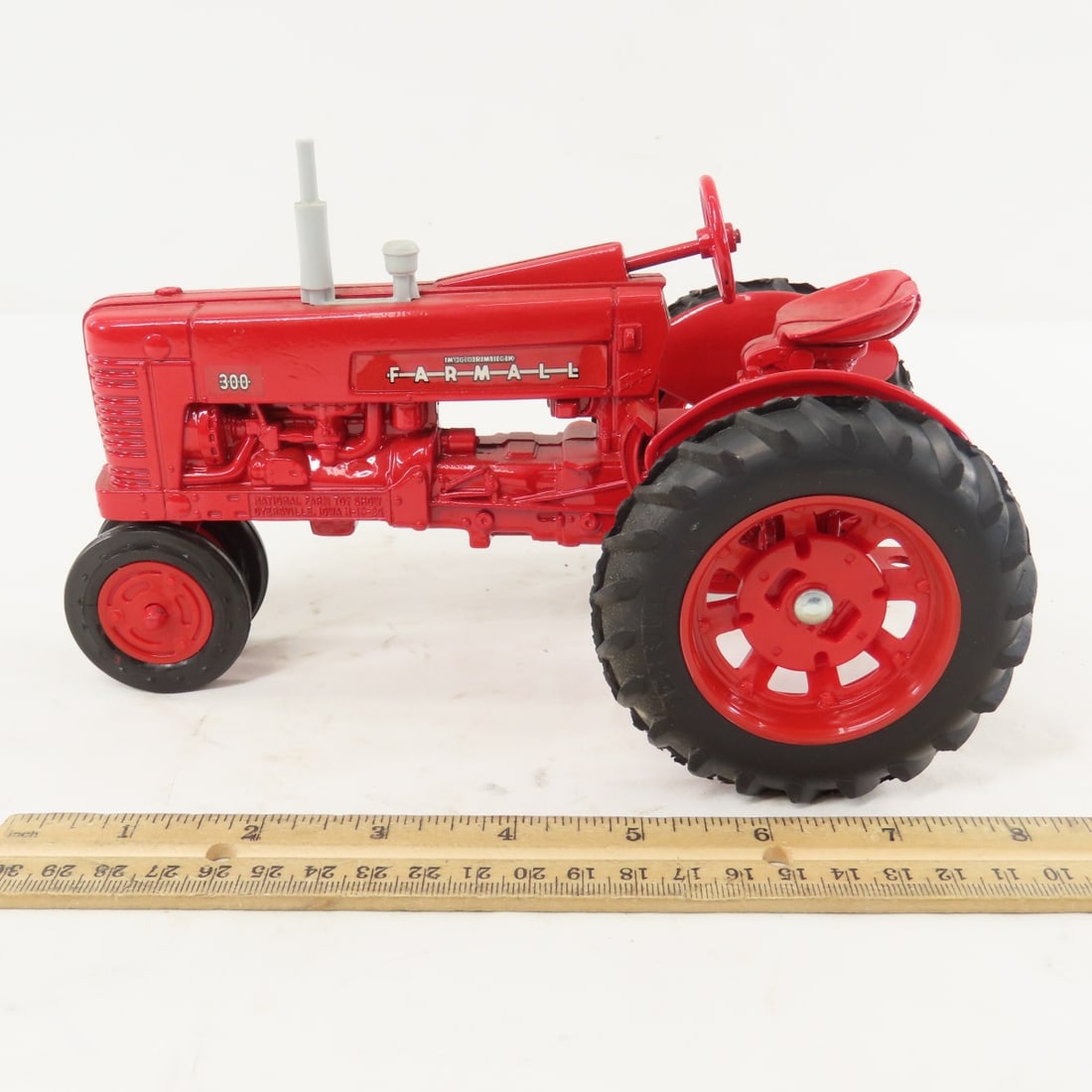 ERTL McCormick Farmall 300 Tractor 1984 Toy Farmer - 2