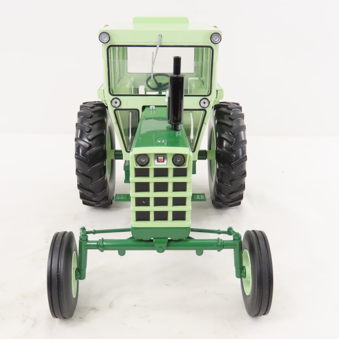 SpecCast Oliver 1755 WF Tractor with Cab - 8