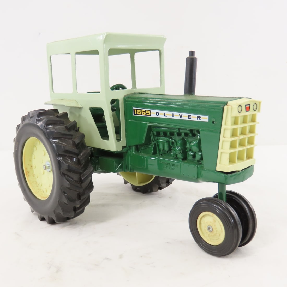 Scale Models Oliver 1855 Tractor 1987 Ntl Show - 7