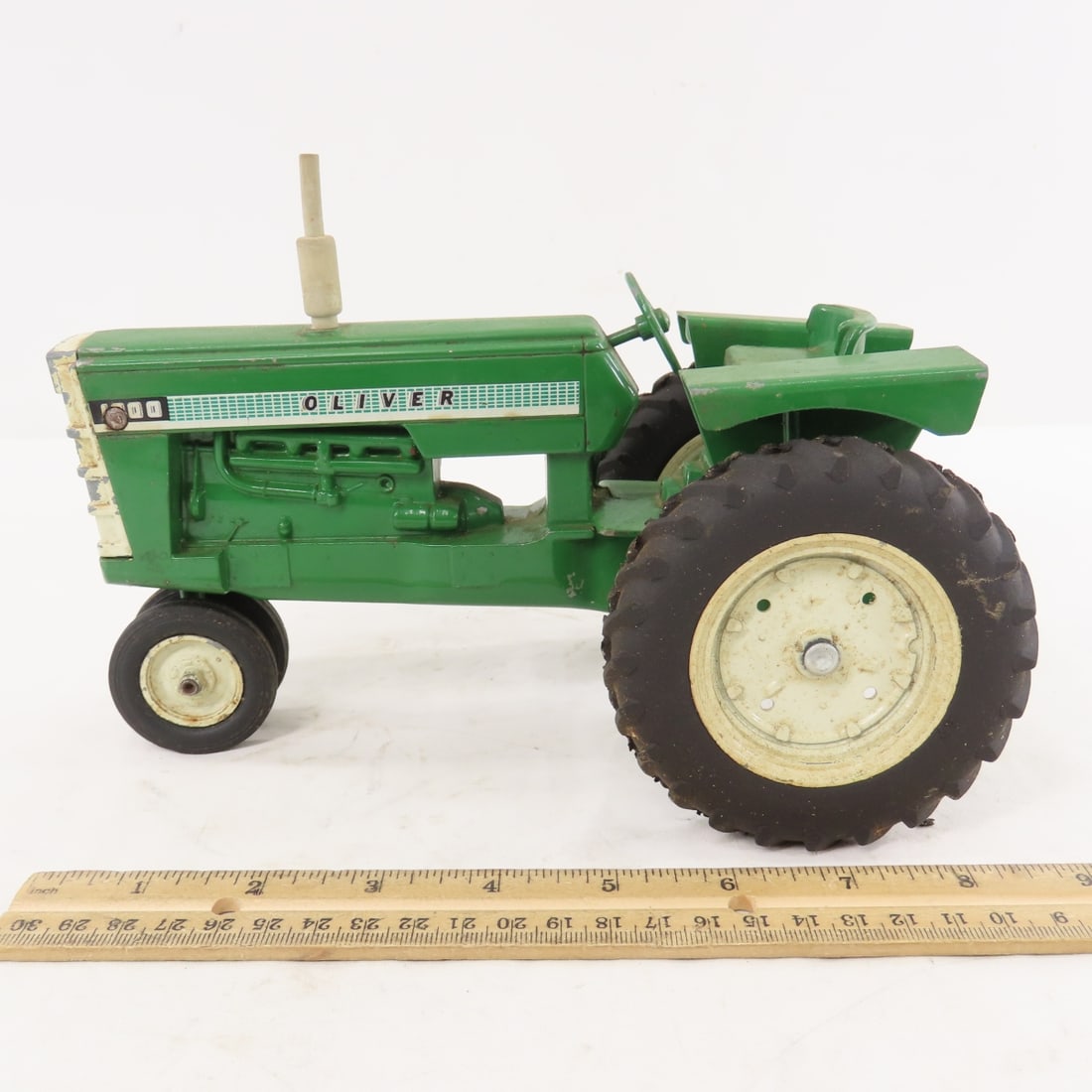 2 Vintage ERTL Oliver 1800 1/16 Scale Tractors - 2