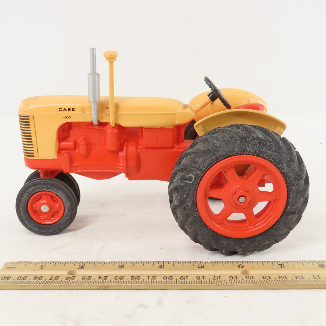 Scratch Built CASE 400 Tractor 1/16 - 2