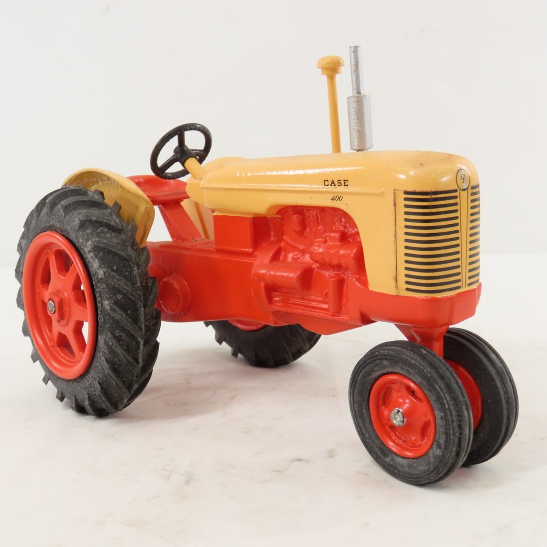 Scratch Built CASE 400 Tractor 1/16 - 7