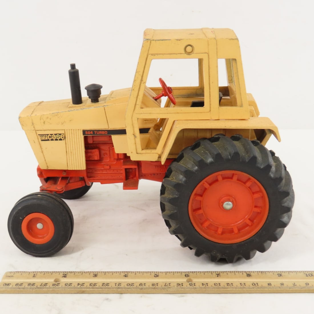 ERTL CASE Agri King 504 Turbo Tractor with cab - 2