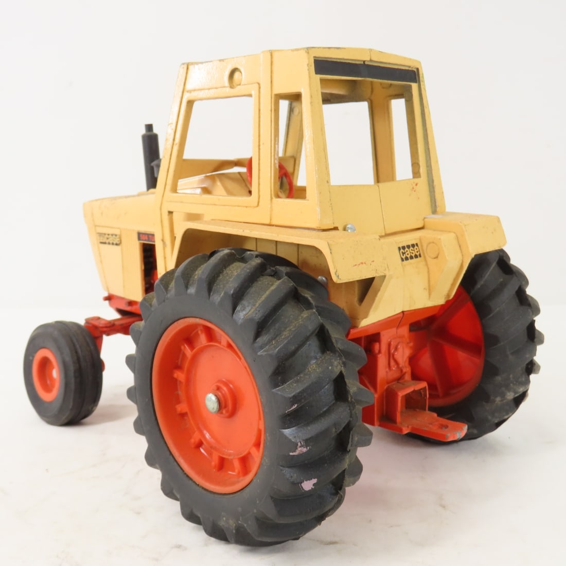 ERTL CASE Agri King 504 Turbo Tractor with cab - 3