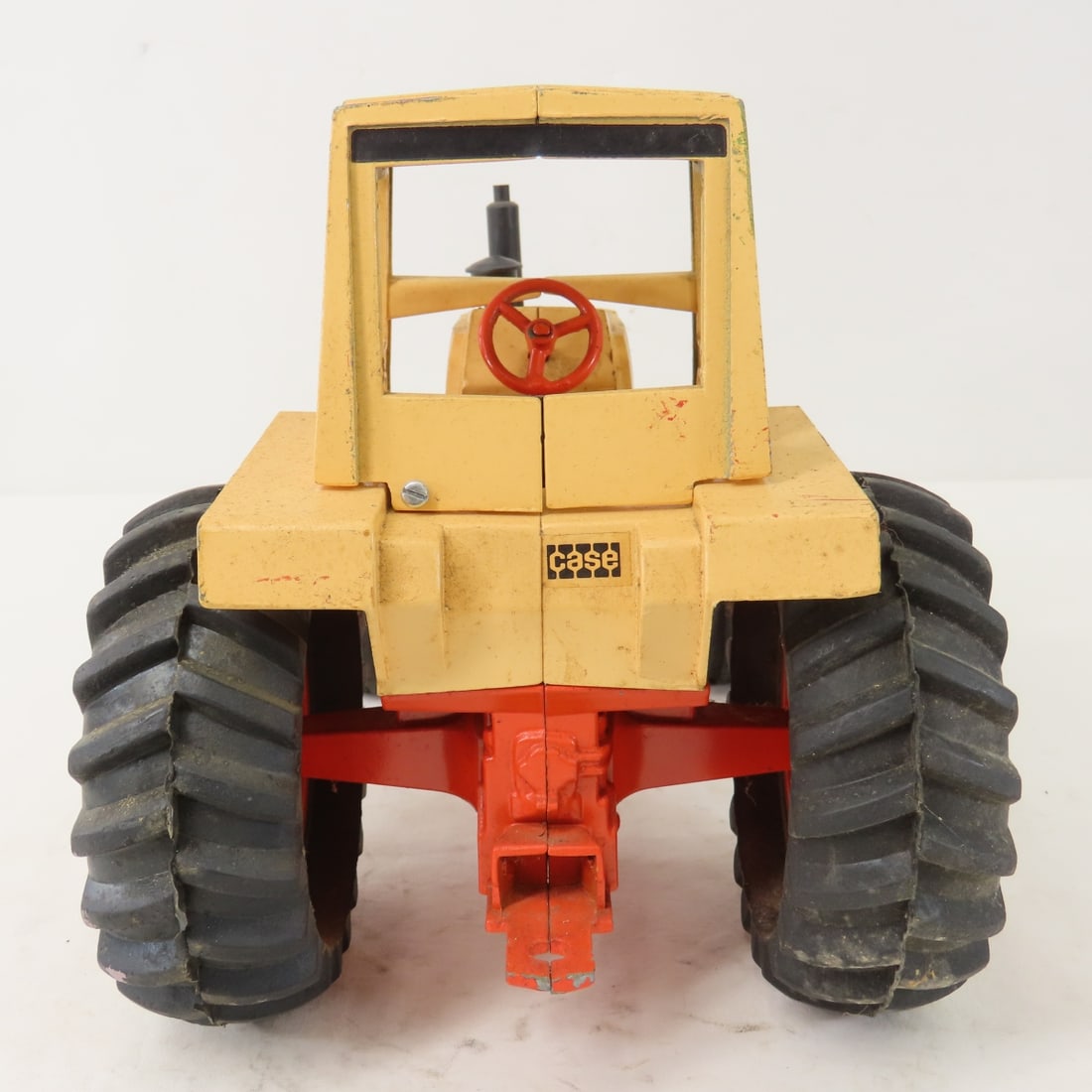 ERTL CASE Agri King 504 Turbo Tractor with cab - 4