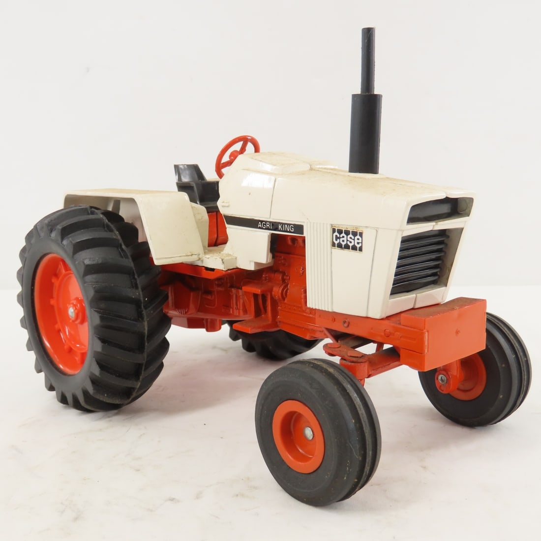 ERTL CASE Agri King Tractor without cab - 7