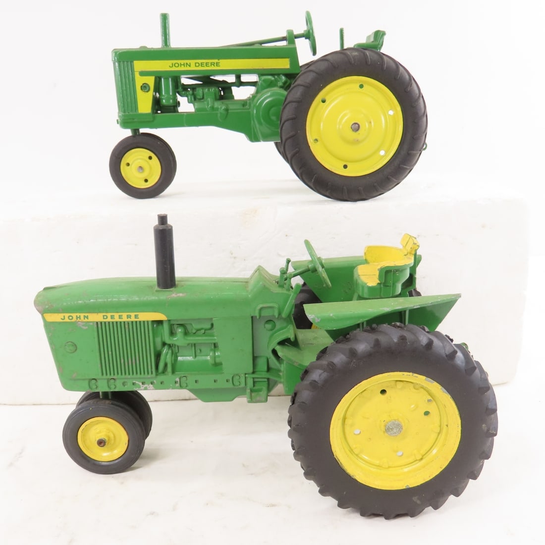 ERTL Custom Flatbed Semi & 2 John Deere Tractors - 10
