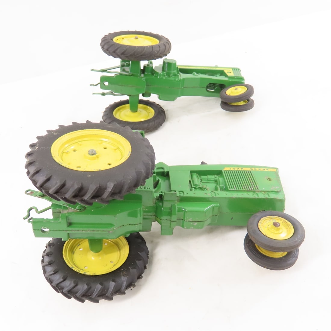 ERTL Custom Flatbed Semi & 2 John Deere Tractors - 14