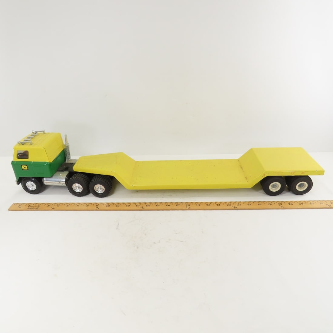 ERTL Custom Flatbed Semi & 2 John Deere Tractors - 2